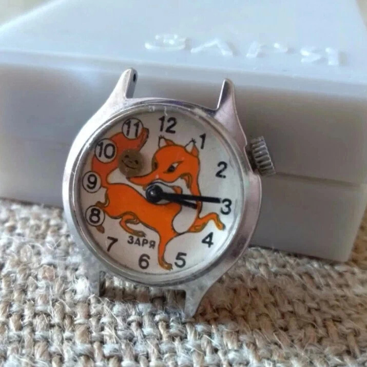 Авито ростов на дону часы. Ростов на дону часы зодиак. Корпус для наливатора из фанеры. Часы настенные на авито. Часы дон 24.