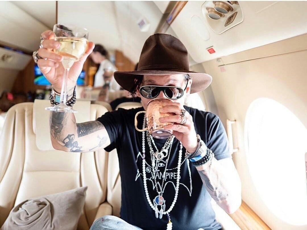 Geek empire. Johnny Depp private Jet. Mr Johnny Grey photographer.