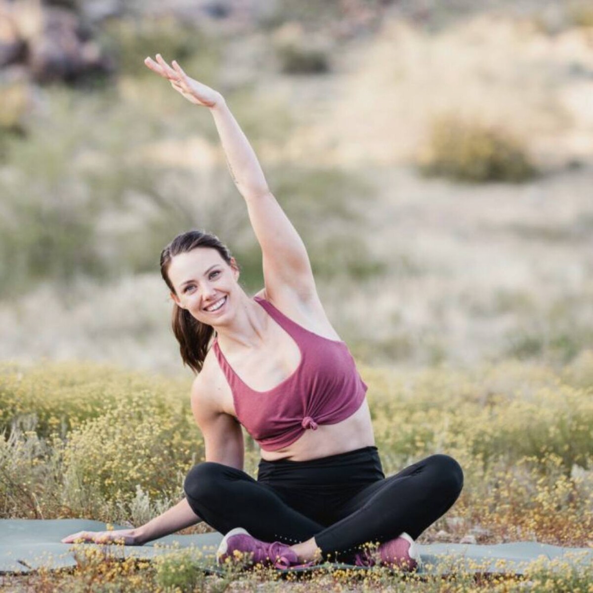 Yoga channel. Дневник для йоги. Йога зачем. Йога антистресс фото. Любовь Пушкарь антистресс йога фото.