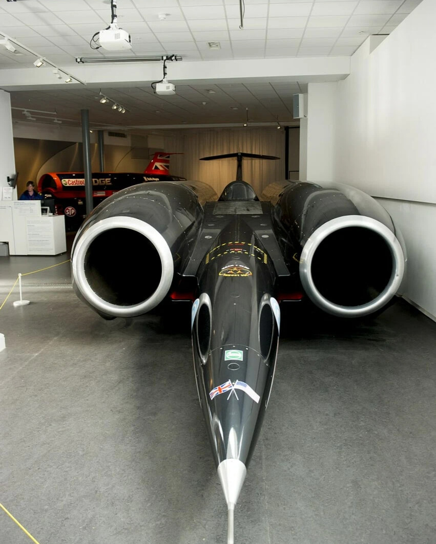 Thrust ssc фото