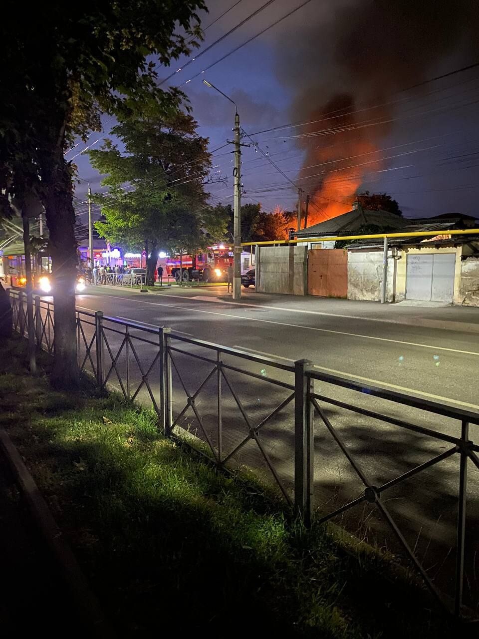 Пожар в симферополе. Видео пожара симферополя. Пожар в симферополе сейчас. Пожар в симферополе сегодня. Пожар в симферополе вчера.