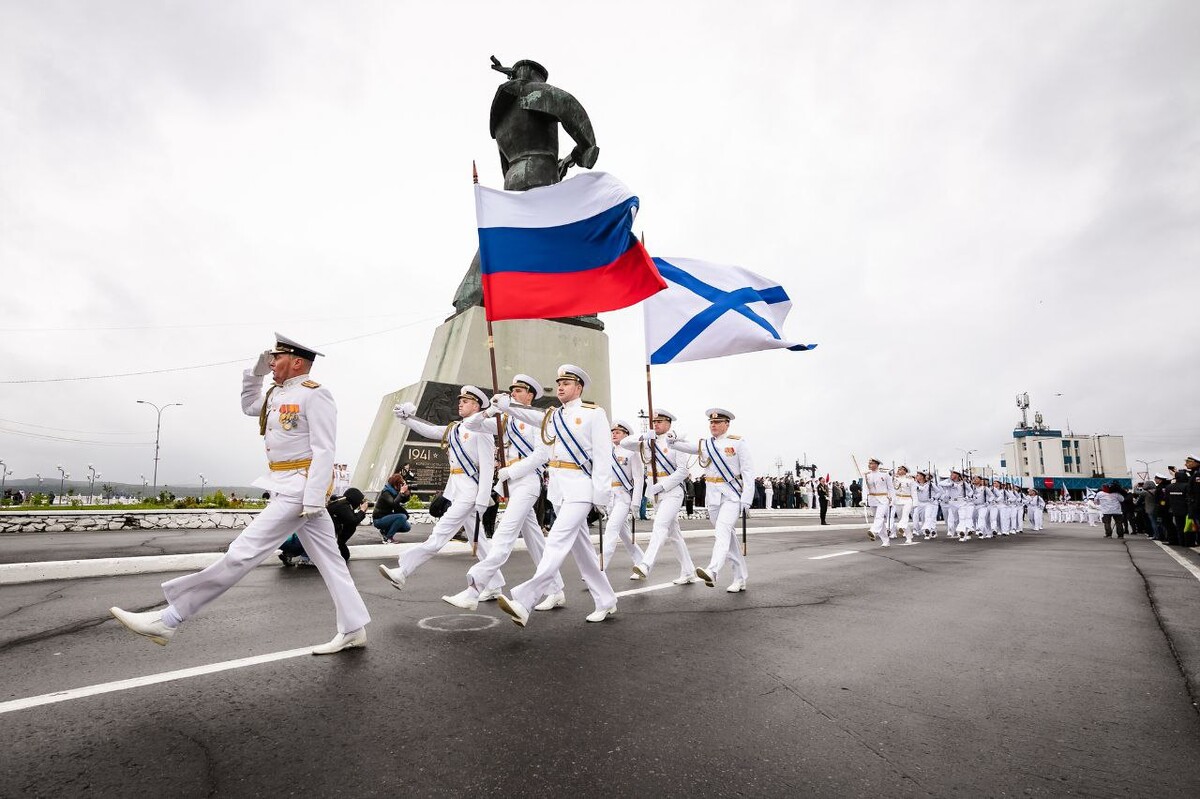 Когда день военно москвы