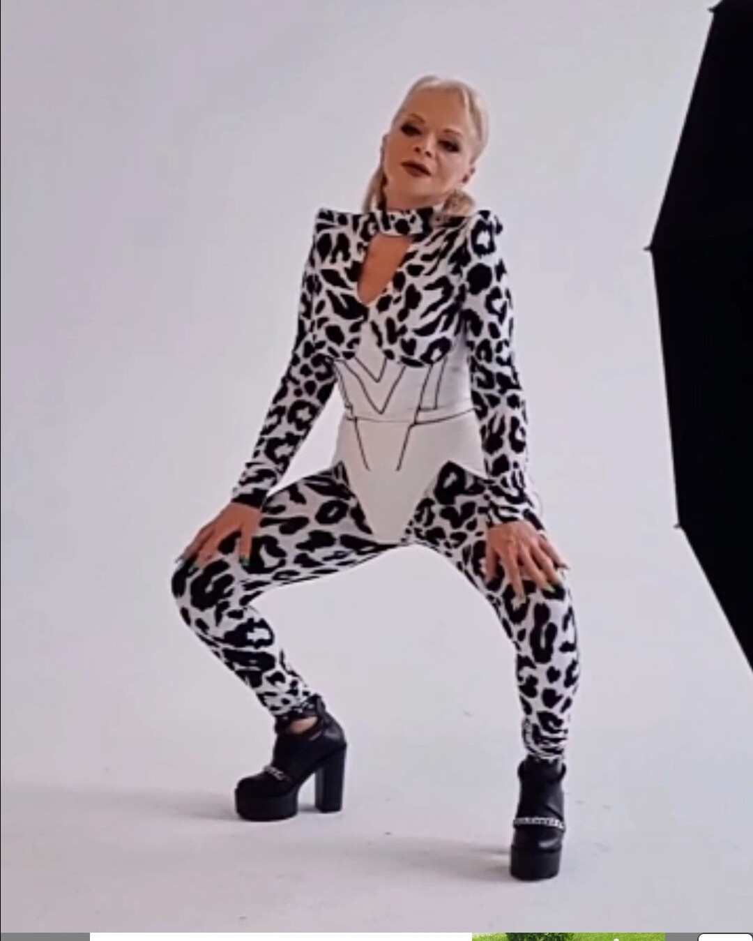 Самые безумные и безвкусные наряды звезд российского шоубизнеса LIMERENCE_BEAUTY