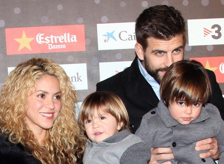 Shakira and Pique age