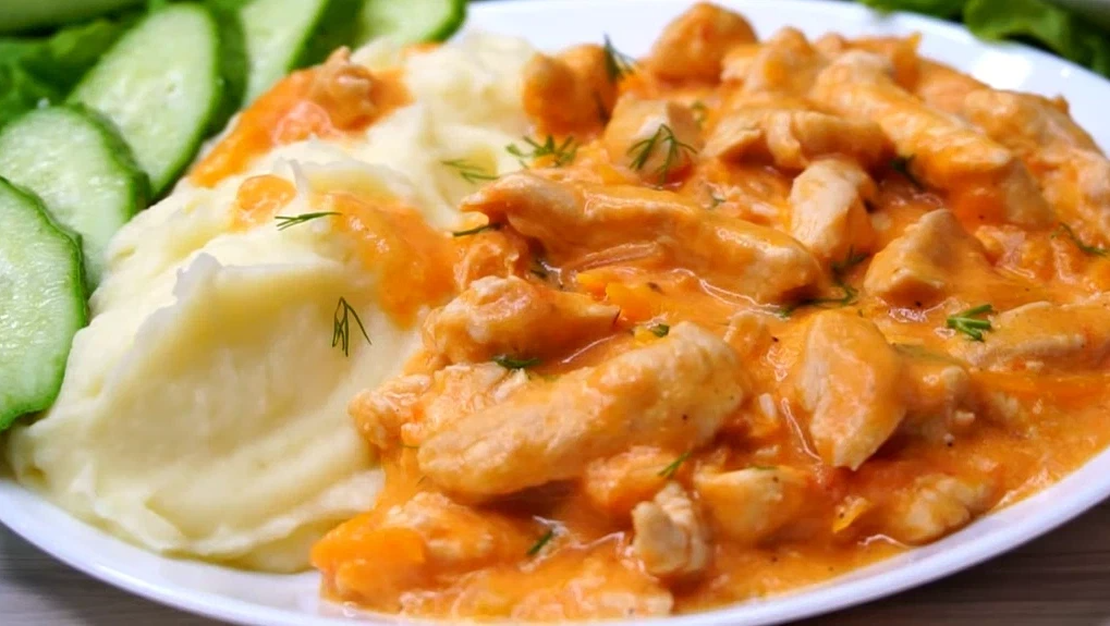 фрикасе с пенне. бефстроганов с куриным филе. бефстроганов из грудки. бефстроганов из грудки. бефстроганов из грудки.