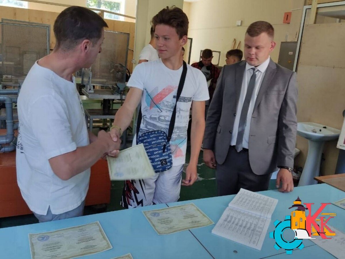 Московская область коломна колледжи. Колледж Подмосковье. Колледжи в Коломне после 9 класса. ГБПОУ МО "Физтех-колледж"мерч. Проект колледж