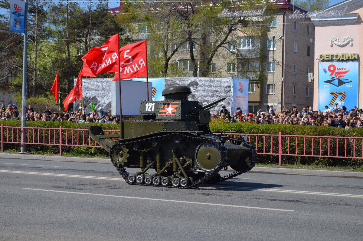 Военная техника России на параде