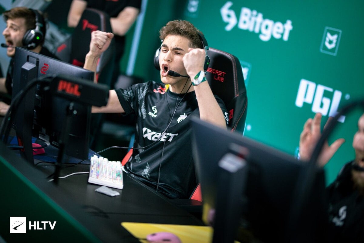 1 win киберспорт. Сетка киберспорт. Спирит киберспорт. Deko КИБЕРСПОРТСМЕН 1win. PGL Major Antwerp 2022 фото.