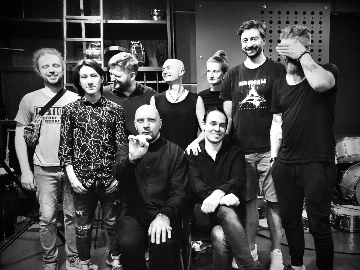 Михаил борисов певец обувь. Paradise lost 2021 band. Azarath - saint desecration. Записали новый альбом. Записали новый альбом.