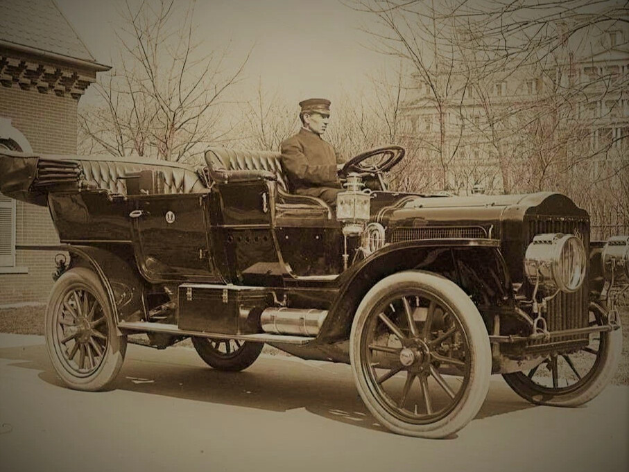 Автомобили 1896 года. Первое ДТП В истории в 1896 году. Мерседес 1896 года. Первое ДТП В истории в 1896 году с лошадьми. 1896 Год Америка.