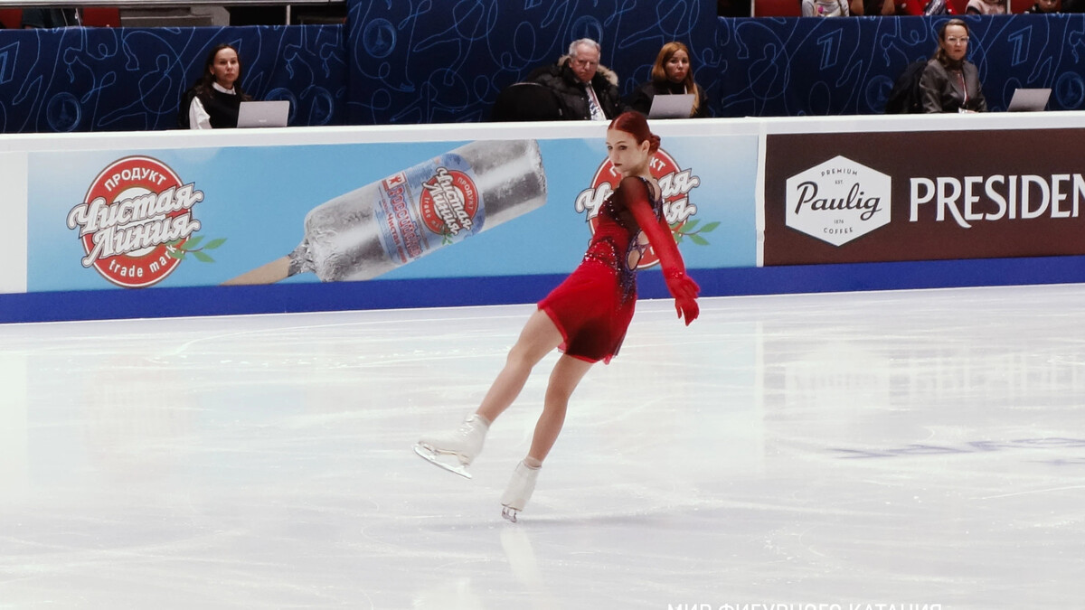 Предвзятый спорт фигурное катание дзен. Наши фигуристки. Сливы фигуристов Трусова. Лучшая фигуристка мира. Александра Трусова в школе.