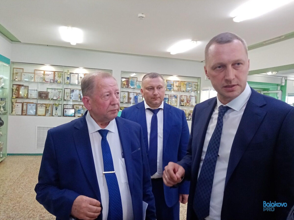 Алешников алексей викторович балаково фото В Балаково директор губернаторского техникума предложил переименовать его в. Бал