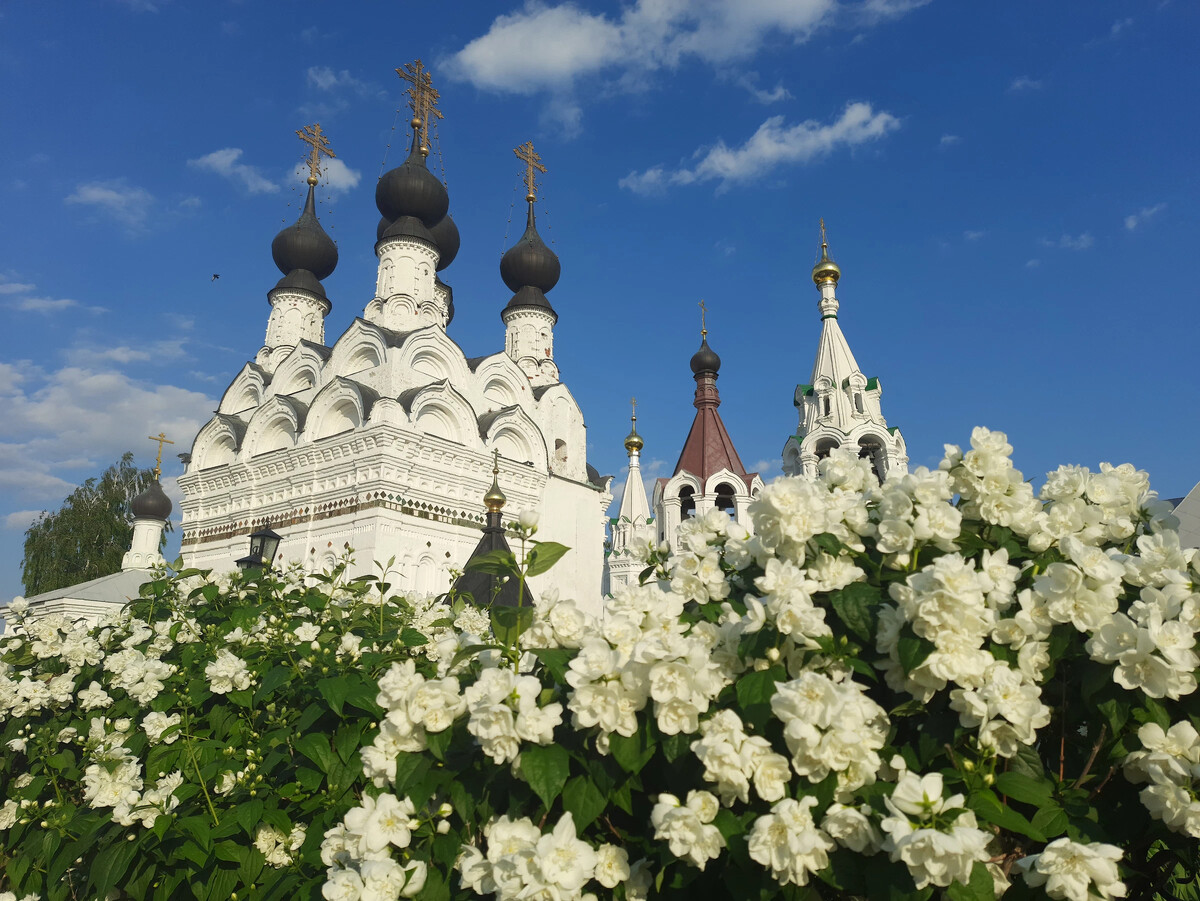 храм петра и февронии в донецке