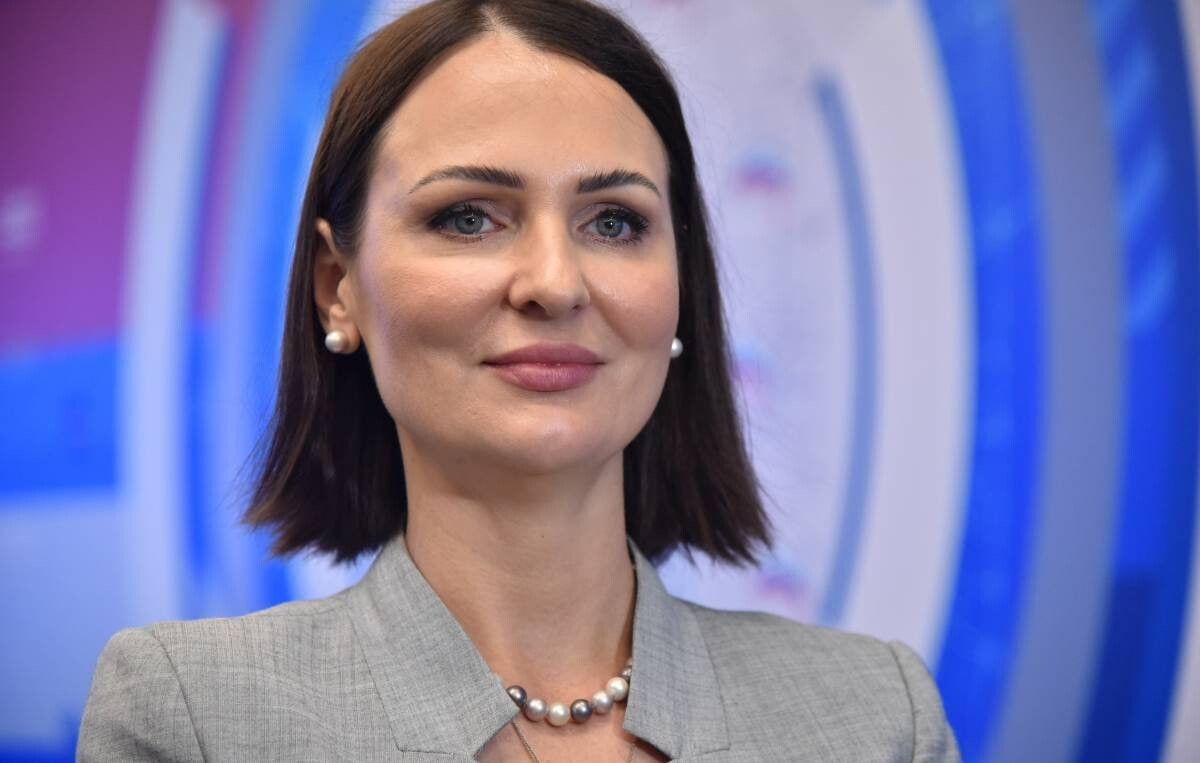 Депутат буцкая биография семья и дети В Госдуме предложили списывать ипотеку при рождении третьего ребенка. Идею. УРА.