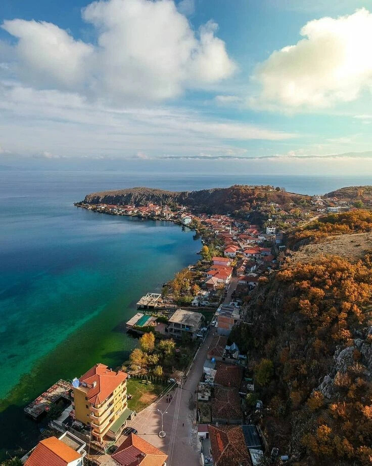 Тирана Албания море