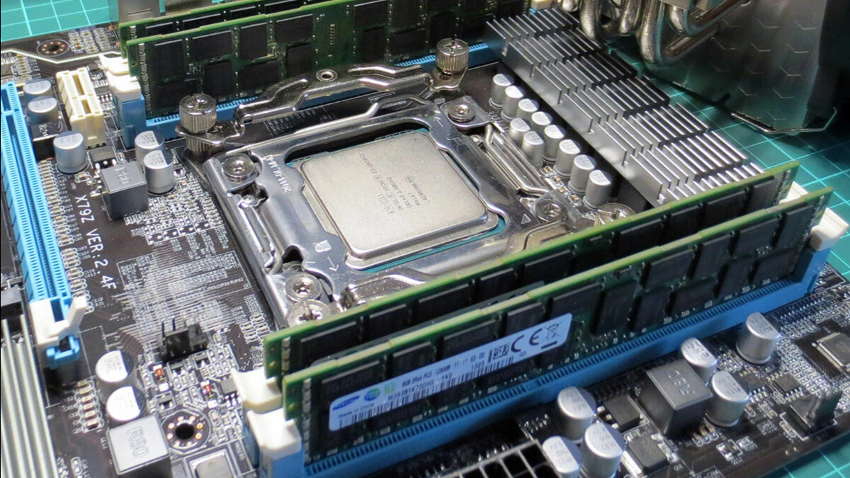 Intel xeon e5 v2. Плата под.