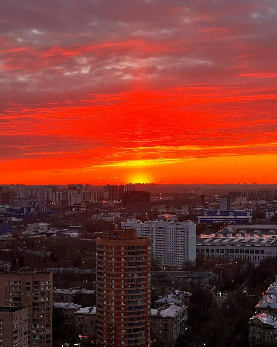 Сегодняшний закат в москве