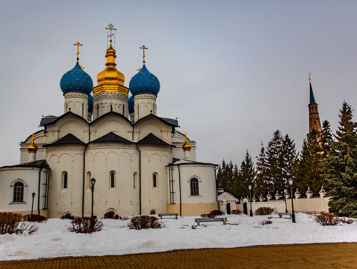 Благовещенский храм сайт. Благовещенский собор Казанского Кремля. Харченко художник Благовещенский собор Казанского Кремля. Благовещенский собор в Казани в XVI В. Благовещенский собор XVI В. В Казанском Кремле.