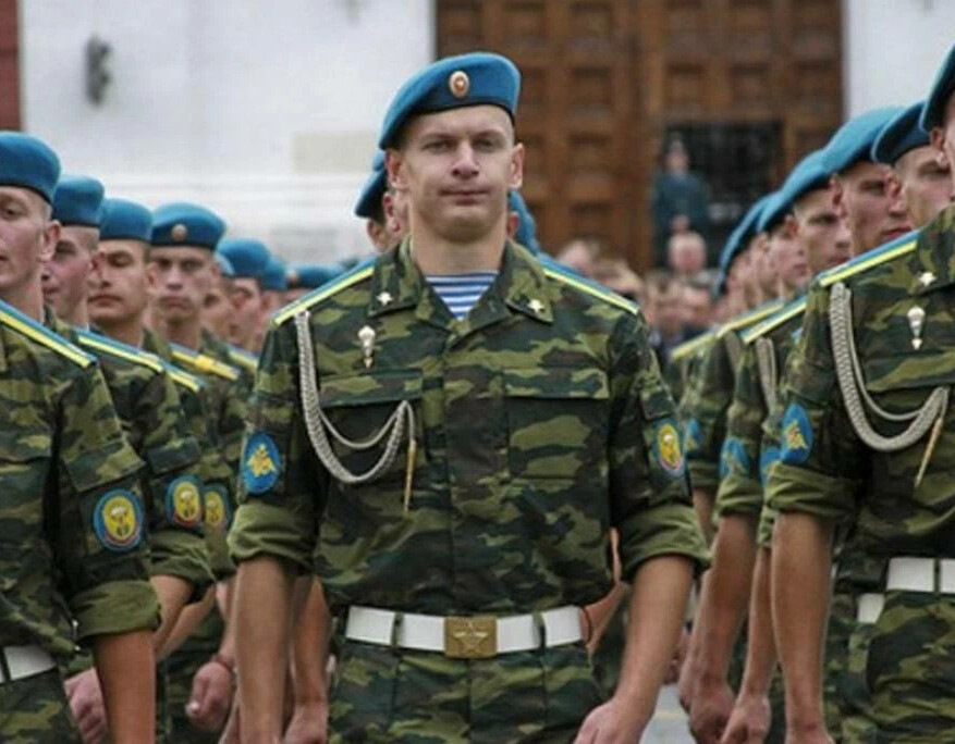 актеры десантники. русский парень от пуль. русский парень от пуль не бежит песня. гоман русский парень клип. пули.