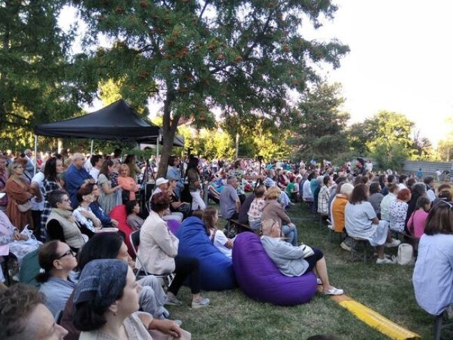 Необычный суздаль. Джаз-мост. Джаз-мост. Блюз байк фестиваль в суздале. Джаз мост суздаль 2024.