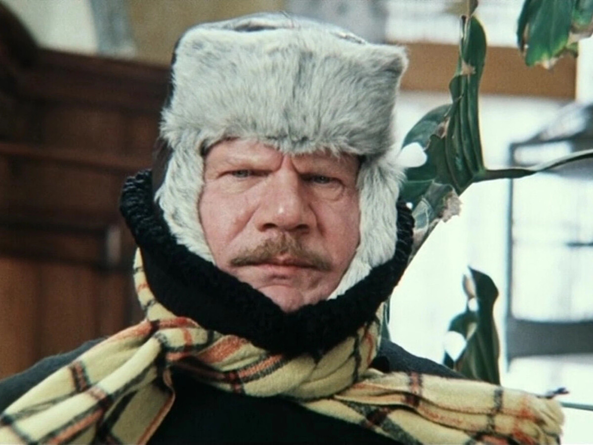12 стульев с пуговкиным актеры