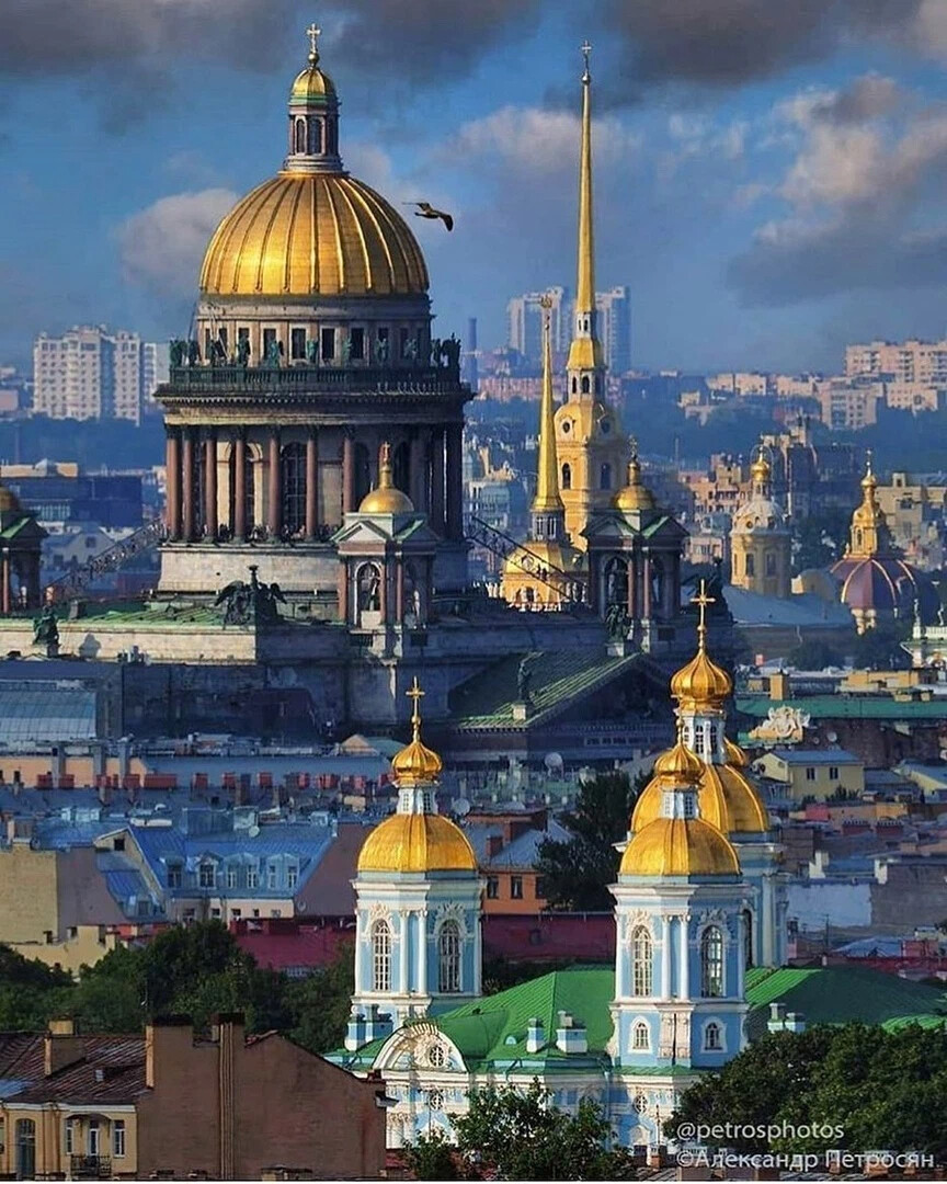 Все достопримечательности питера в одном