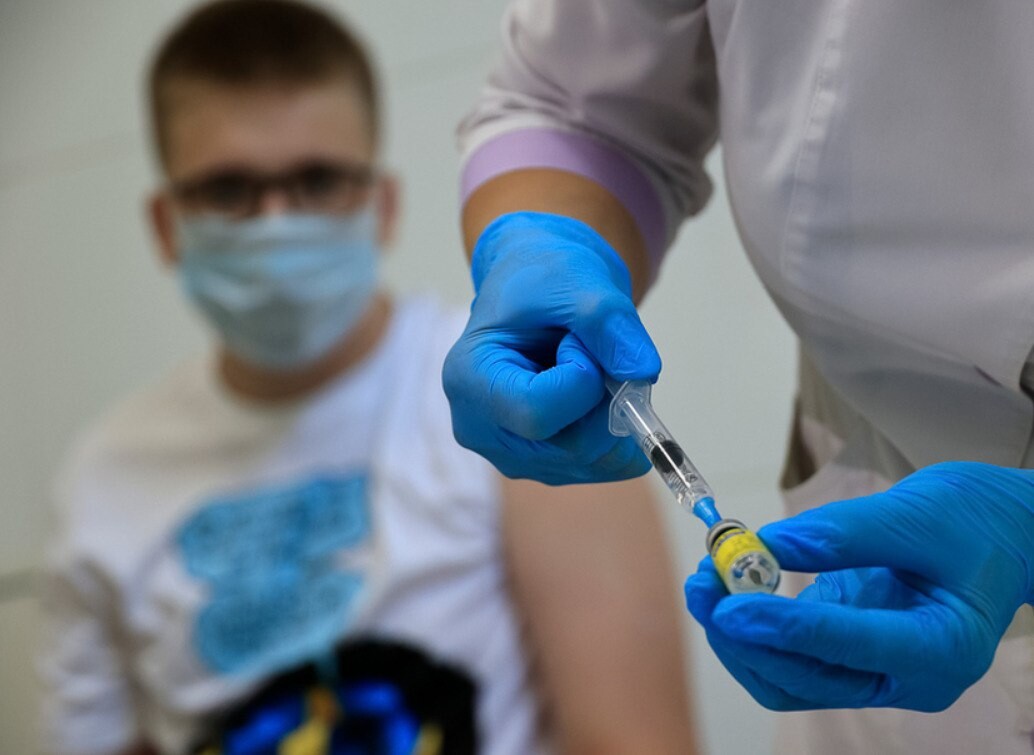 Как протек ковид сейчас. Вакцинация от коронавируса в Волгограде. Вакцинация детей от коронавируса фото. Вакцинация лиц с психическими расстройствами от Covid-19. Вакцинация от коронавируса детей в Волгограде.