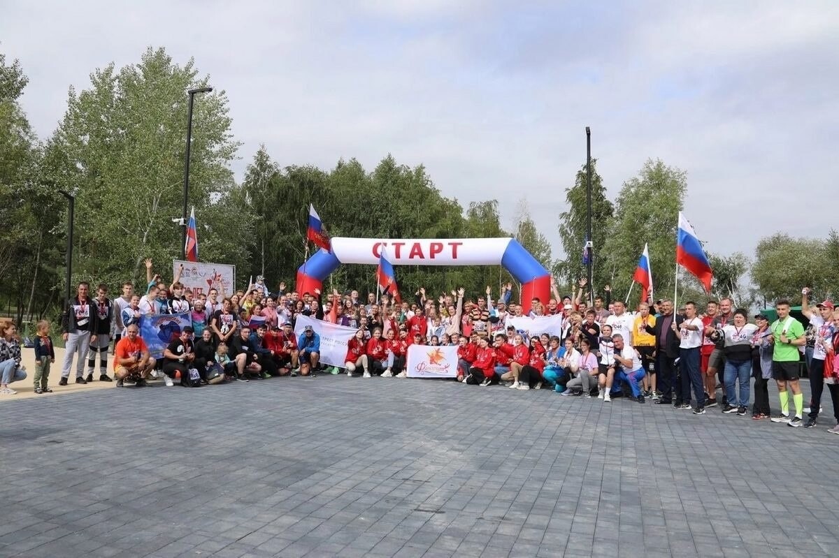 Погода курчатов на день. Образ на день города. День города Курск. Курчатов новости сегодня. Тимохин Игорь забег.