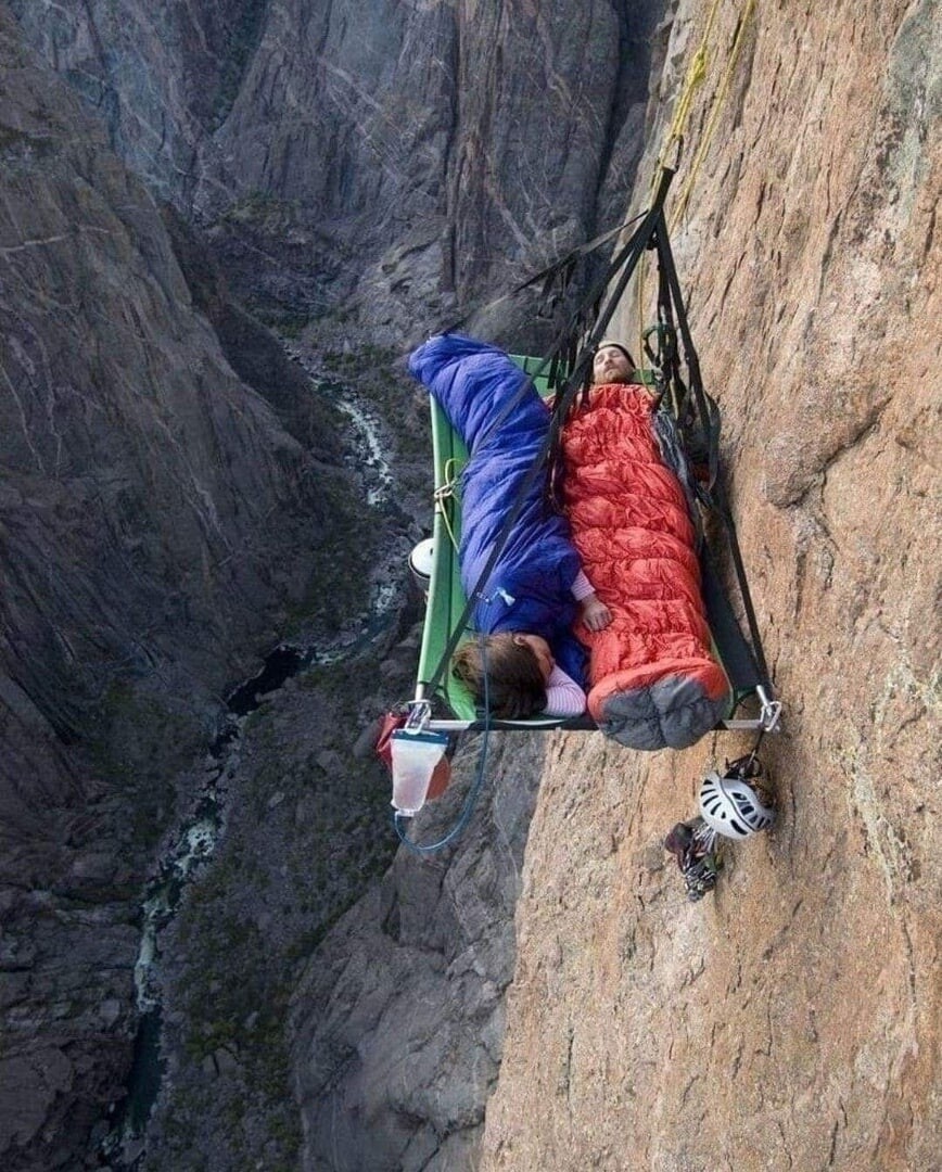 Альпинист в гамаке