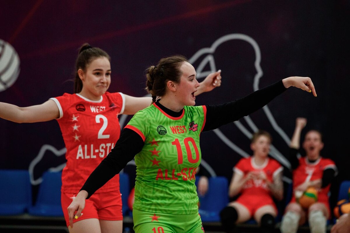 Урал лига волейбол екатеринбург. Тугба шеноглу волейбол. 1947 год чемпионат европы по баскетболу. Ural league. Анастасия болдырева баскетбол.