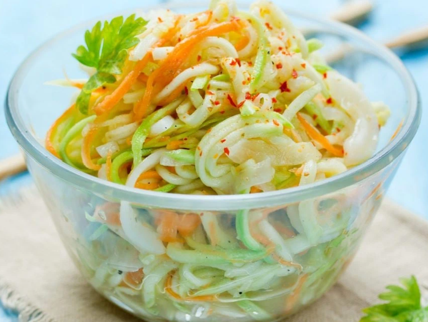 Салат со свежим кабачком рецепт