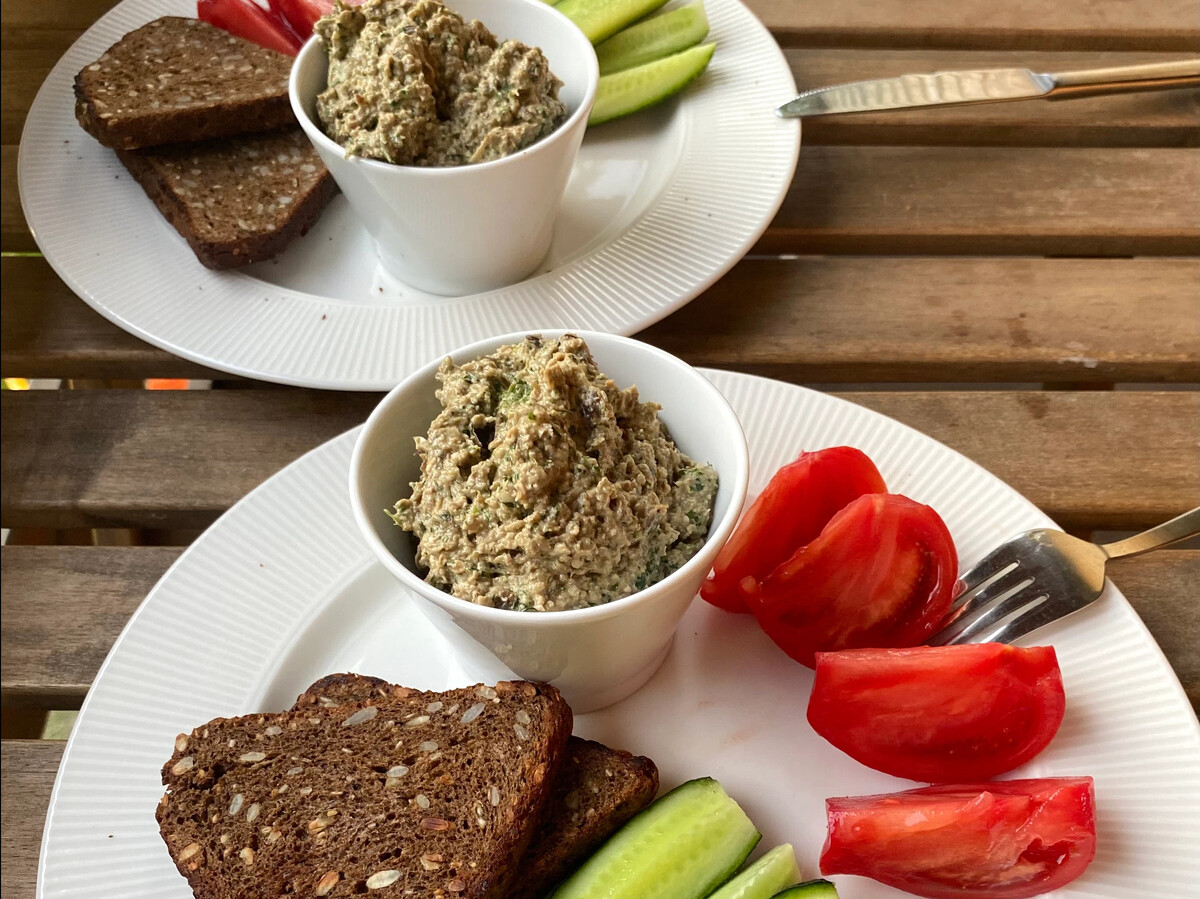 Значок а4 желтый. Подложка для меню. А4 еда дзен. Блоги о еде дзен. Красивый фон для еды.