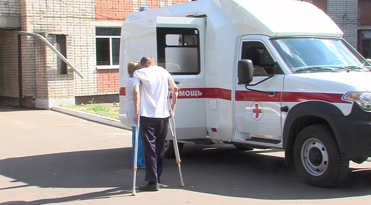 Специалисты