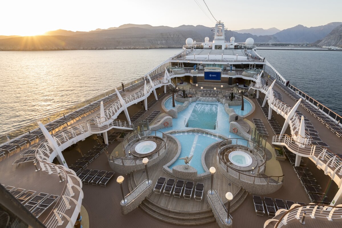 Круизный лайнер msc splendida фото