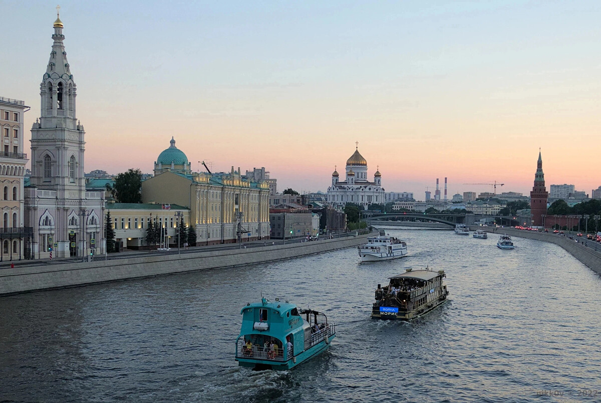 Москва река летом