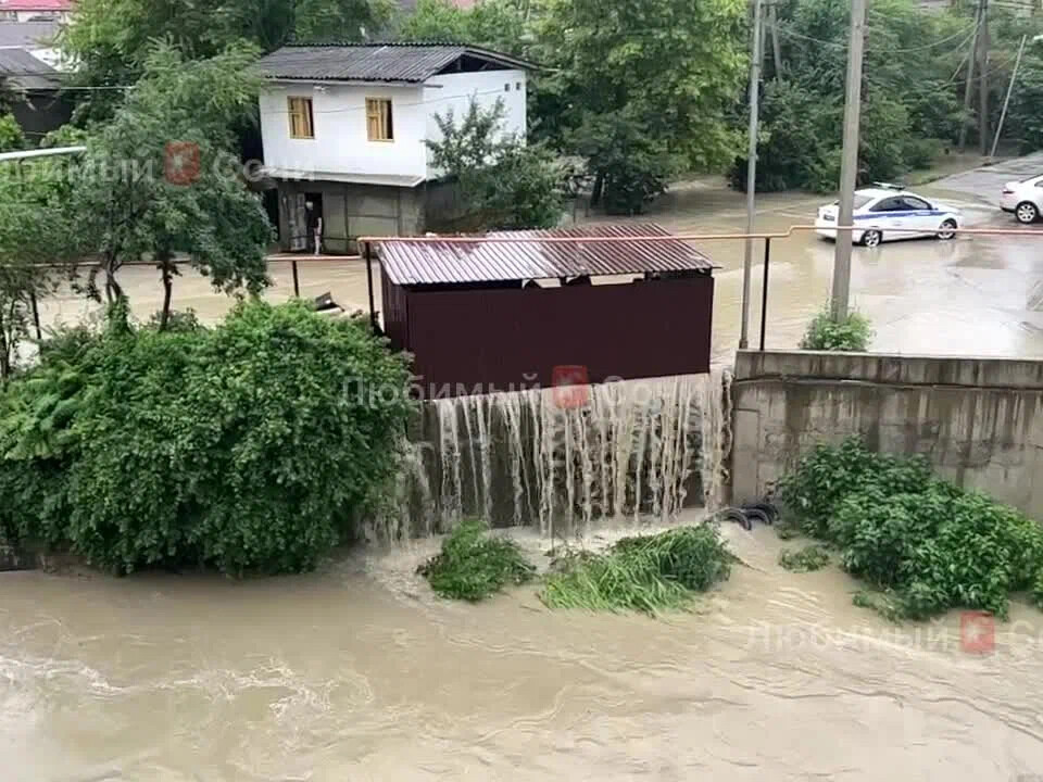 Памятник в Лоо