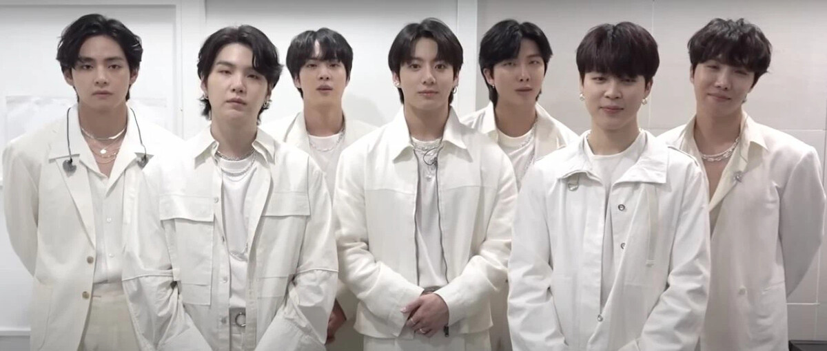 Бтс выпустили. Бтс 2023. -' official mv. Бтс. Бтс выпустили.