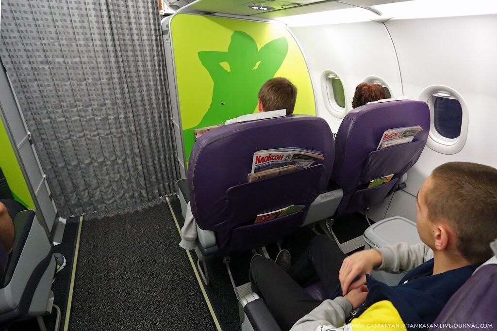 Аэробус а320 нео s7 салон. Салоны самолетов boeing 737-800 ng. Боинг 737 салон. Airbus a320neo бизнес класс. S7 a321 бизнес класс.