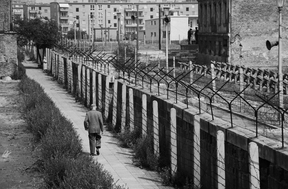 Берлинская стена ГДР