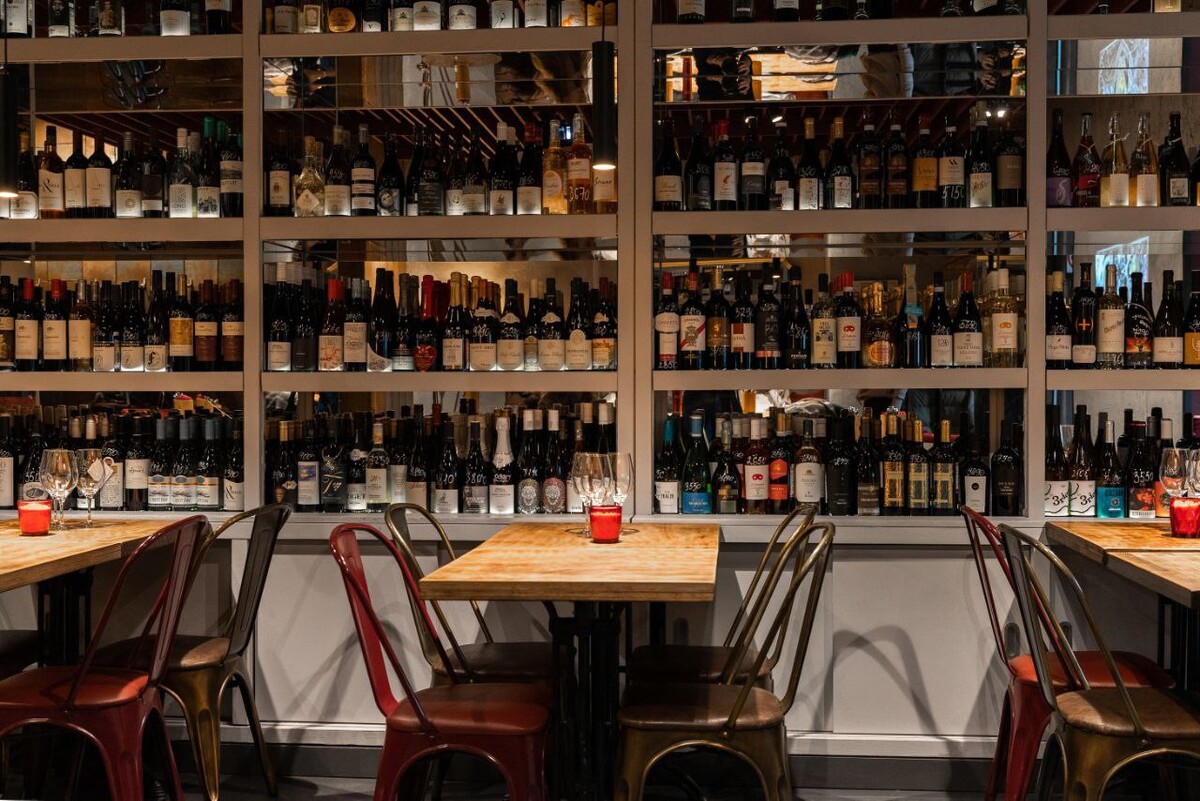 Wine bazar, bar, pub, Moscow, Nikitskiy Boulevard, 12 - Yandex Maps