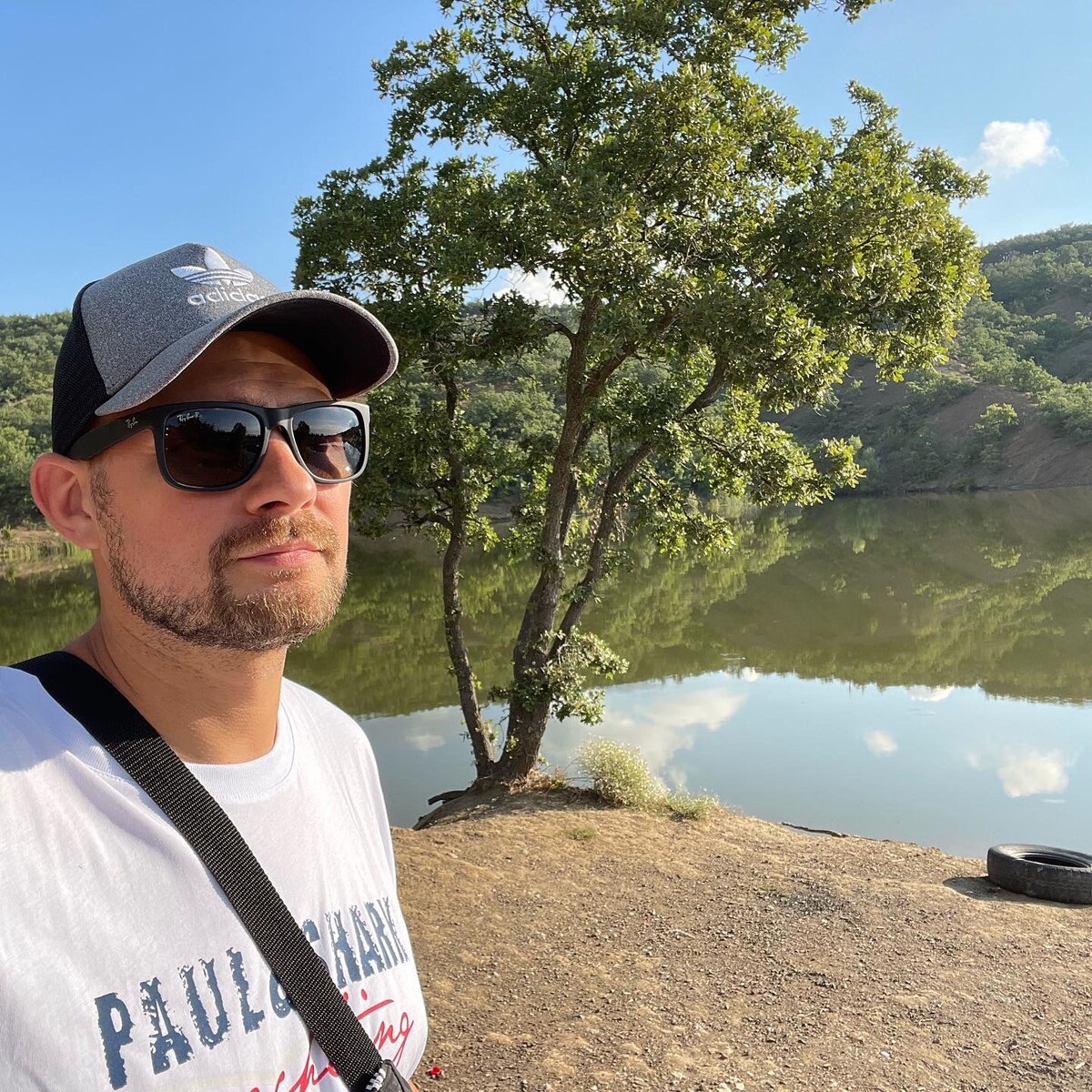 Крымчанин блоггер дзен последнее. Крымчанин блоггер дзен последнее. Крымчанин сергей блоггер. Блоггер крымчанин про путешествие. Блогер игорь крымчанин.