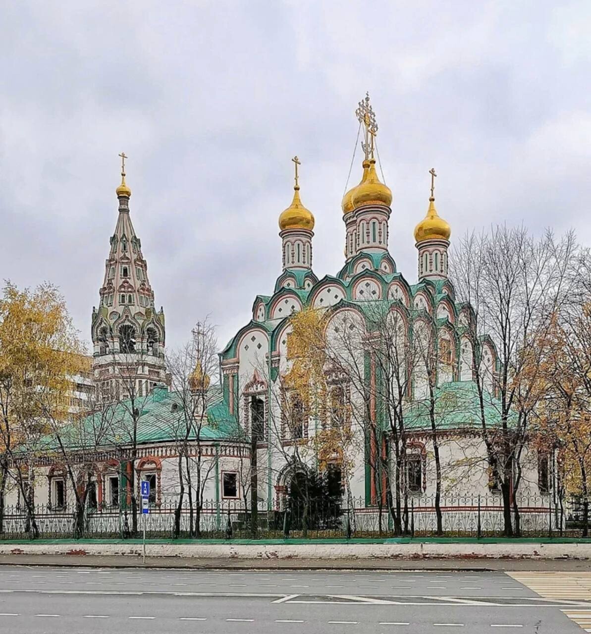 храм святителя николая москва