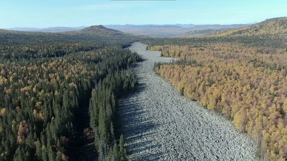 Каменная река на Урале