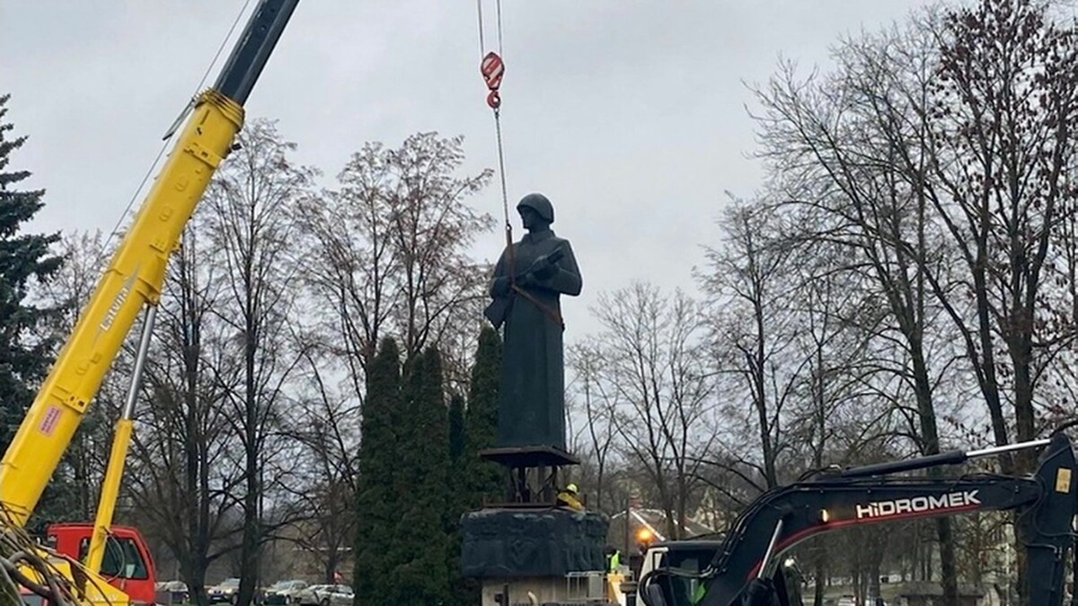 памятник солдату в болгарии алеша