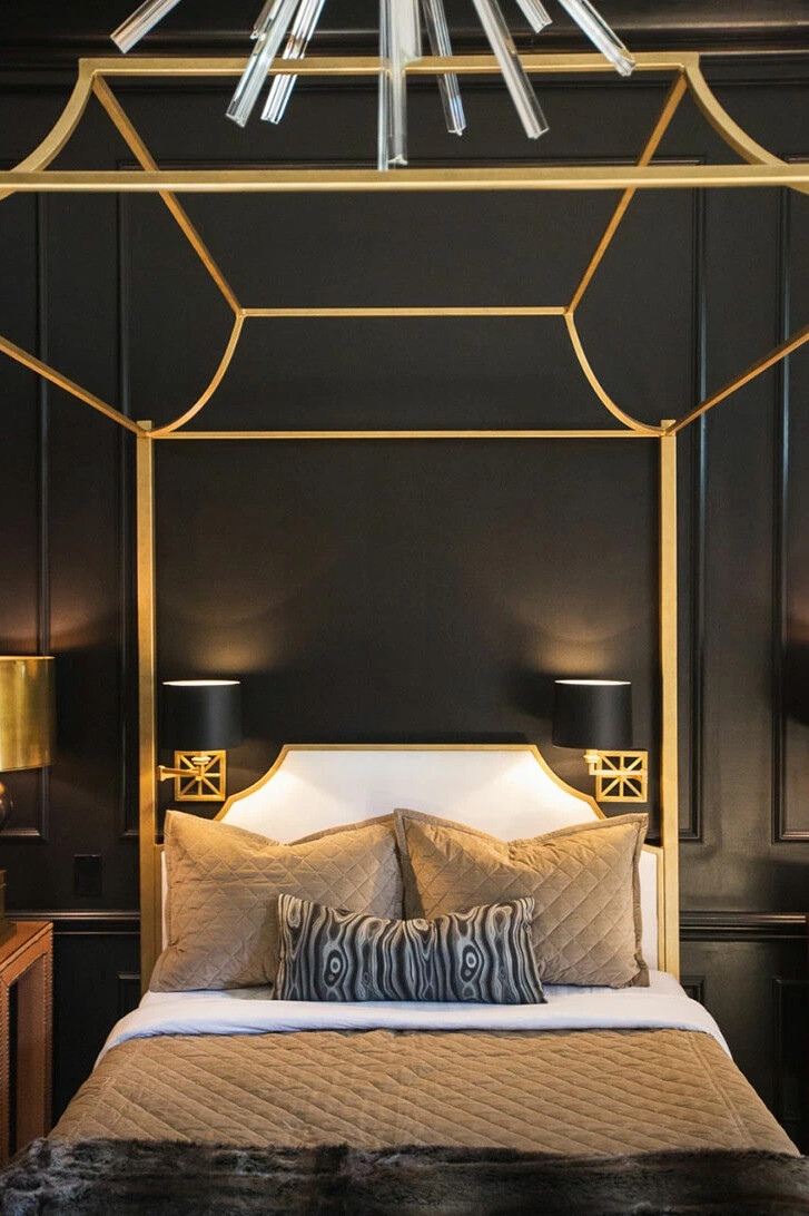 Спальня черная с золотом