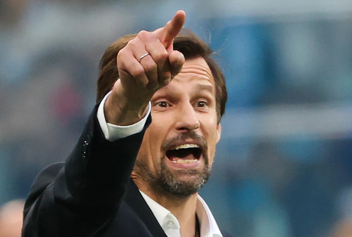 Болельщики ливерпуля. Фанатский сленг футбольных. Преданный фанат. Преданные фанаты. Преданный болельщик.