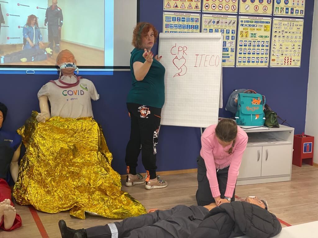 Обучение инструктор массового обучения. Обучение инструктор массового обучения. Тренинг оказание первой помощи. Оказание первой помощи обучение удостоверение. Оказание первой помощи обучение.