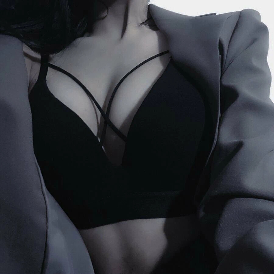 Картинки девушек без лица в нижнем белье
