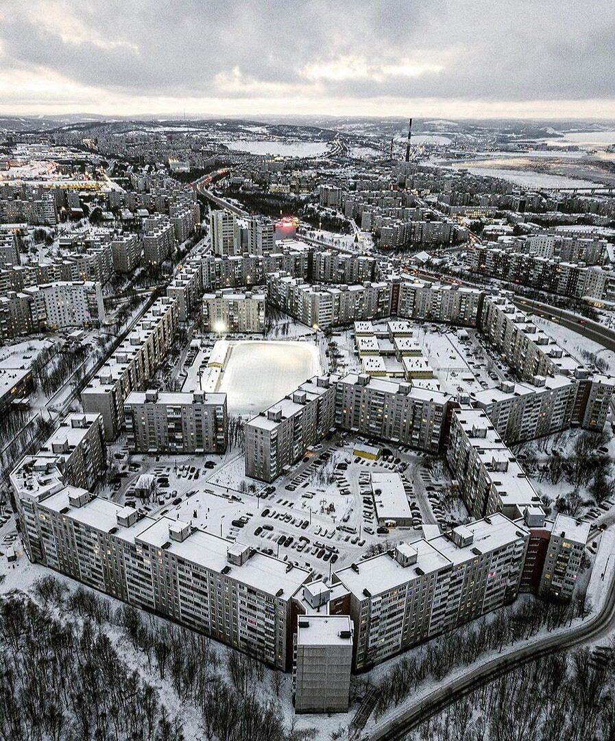 Мурманск Кольский проспект самый длинный дом