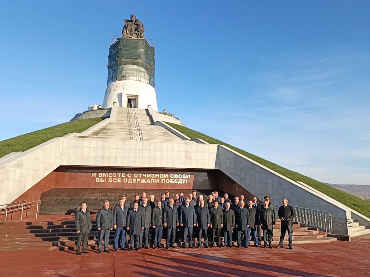 Кемерово мемориал воину освободителю фото